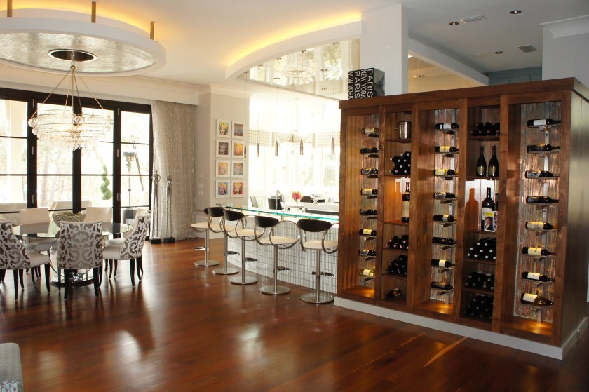 This is what you a see upon entering the front door.  Dazzling!