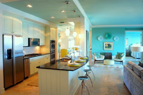 I chose these bar pendants, because they resemble jellyfish!